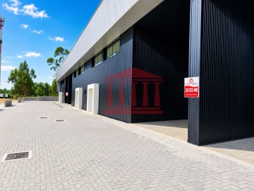 Armazém para Venda em Barqueiros
