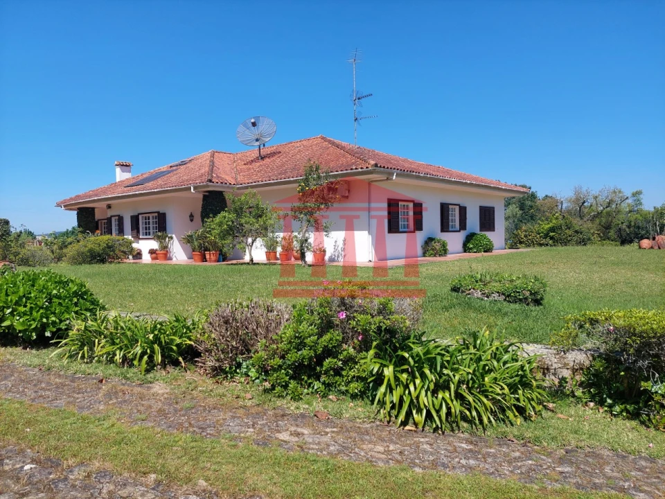 Quinta T4 para Venda em Barcelinhos Foto 5