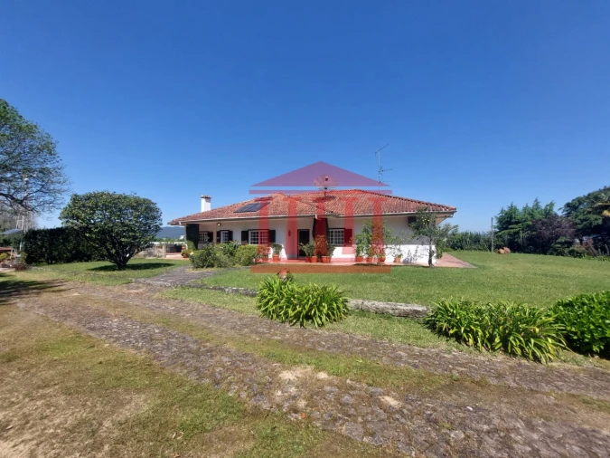 Quinta T4 para Venda em Barcelinhos Foto 7