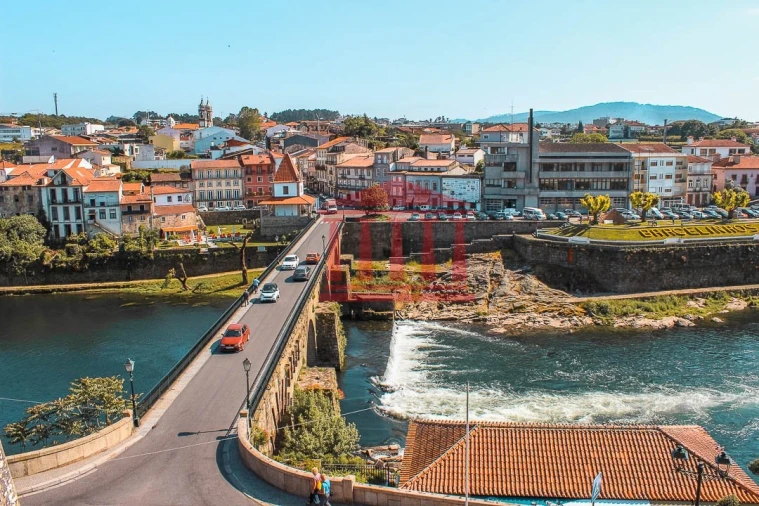 Loja para Arrendamento em Barcelos, V.Boa, V.Frescainha Foto 4