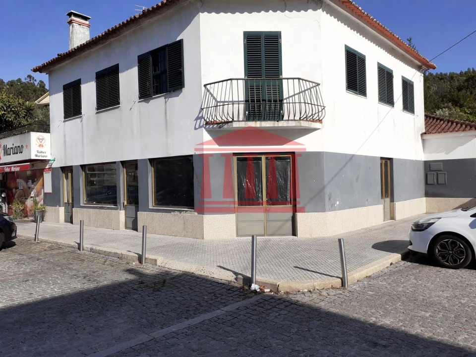 Loja para Arrendamento em Aborim Foto 5