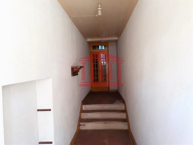 Prédio para Venda em Barcelos, V.Boa, V.Frescainha Foto 1