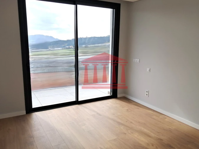 Moradia T3 para Venda em Abade de Neiva Foto 26