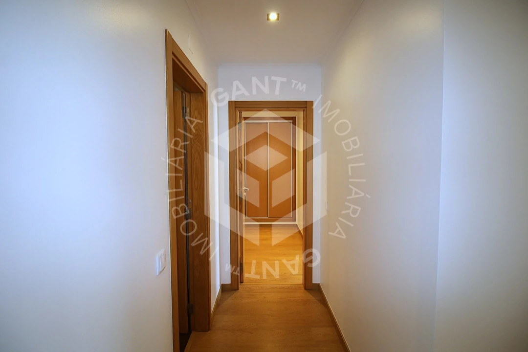 Apartamento T3 para Arrendamento em Sesimbra (Castelo) Foto 11