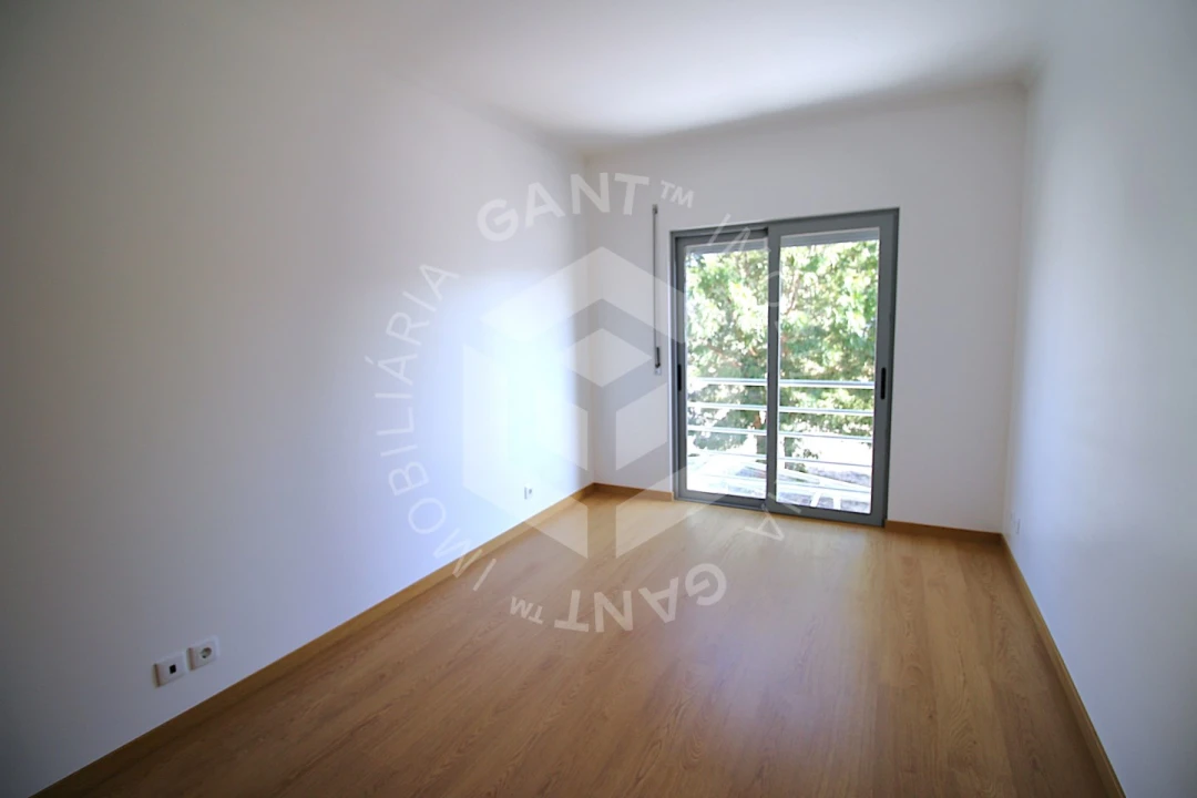 Apartamento T3 para Arrendamento em Sesimbra (Castelo) Foto 23