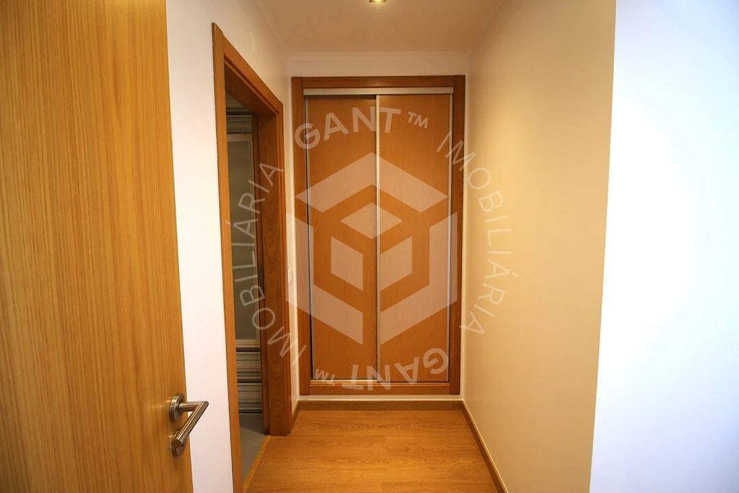 Apartamento T3 para Arrendamento em Sesimbra (Castelo) Foto 26