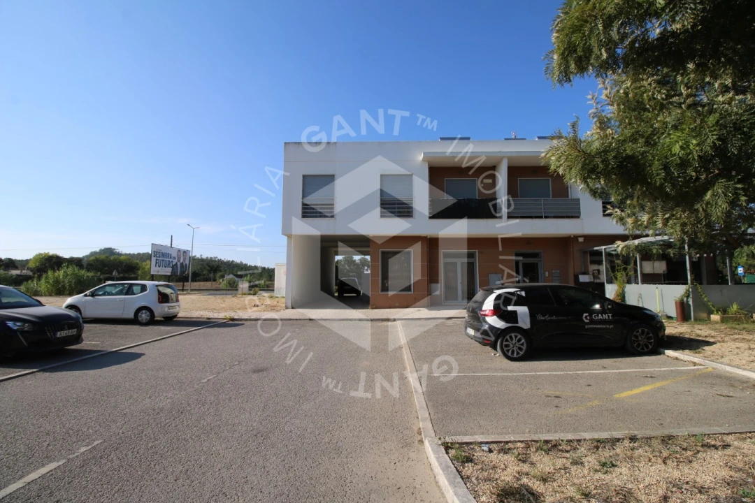 Apartamento T3 para Arrendamento em Sesimbra (Castelo) Foto 36