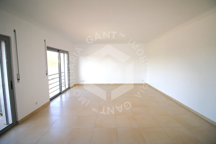 Apartamento T3 para Arrendamento em Sesimbra (Castelo) Foto 5