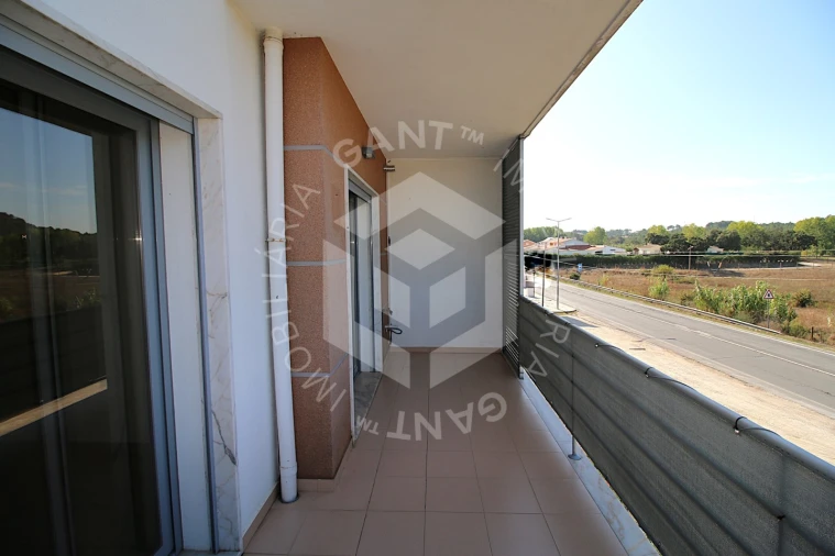 Apartamento T3 para Arrendamento em Sesimbra (Castelo) Foto 8