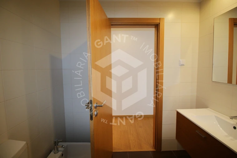 Apartamento T3 para Arrendamento em Sesimbra (Castelo) Foto 22