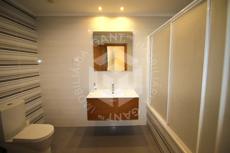 Apartamento T3 para Arrendamento em Sesimbra (Castelo) Foto 30