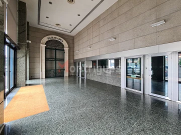 Escritório para Arrendamento em Avenidas Novas
