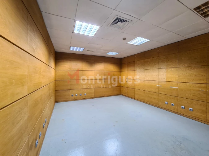 Escritório para Arrendamento em Avenidas Novas Foto 7