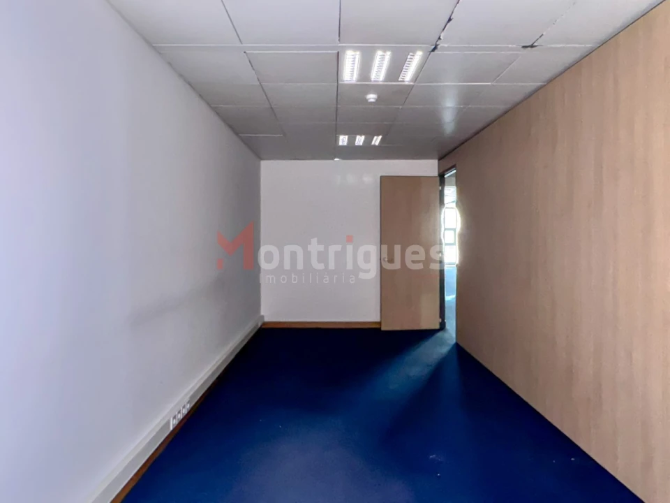 Escritório para Arrendamento em Estrela Foto 17