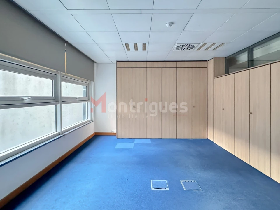 Escritório para Arrendamento em Estrela Foto 22