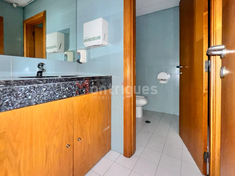 Escritório para Arrendamento em Estrela Foto 28