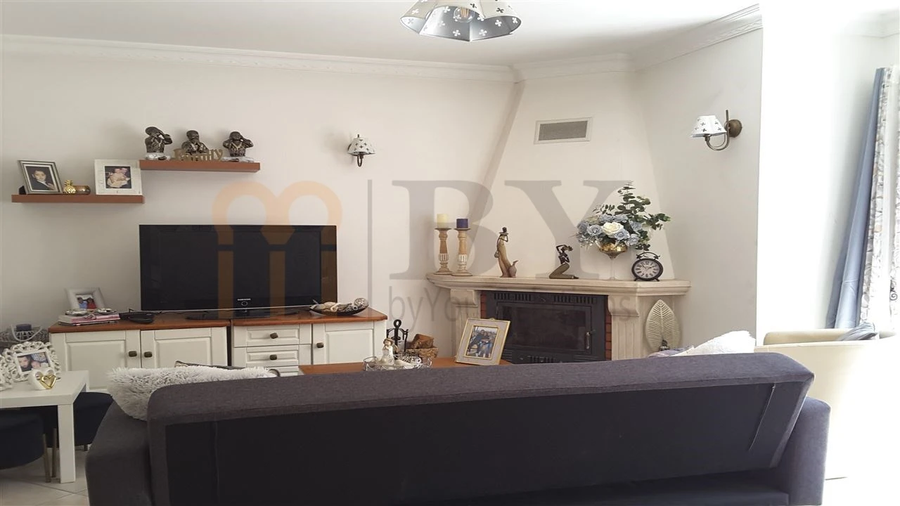 Moradia T3 para Venda em Vila Real de Santo Antonio Foto 10