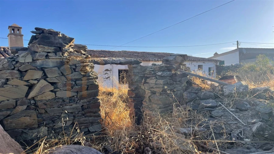 Moradia T3 para Venda em Giões Foto 19