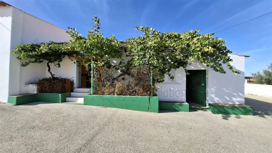 Quinta T1 para Venda em Alcaria Ruiva