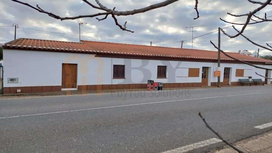 Moradia T2 para Venda em Alcaria Ruiva