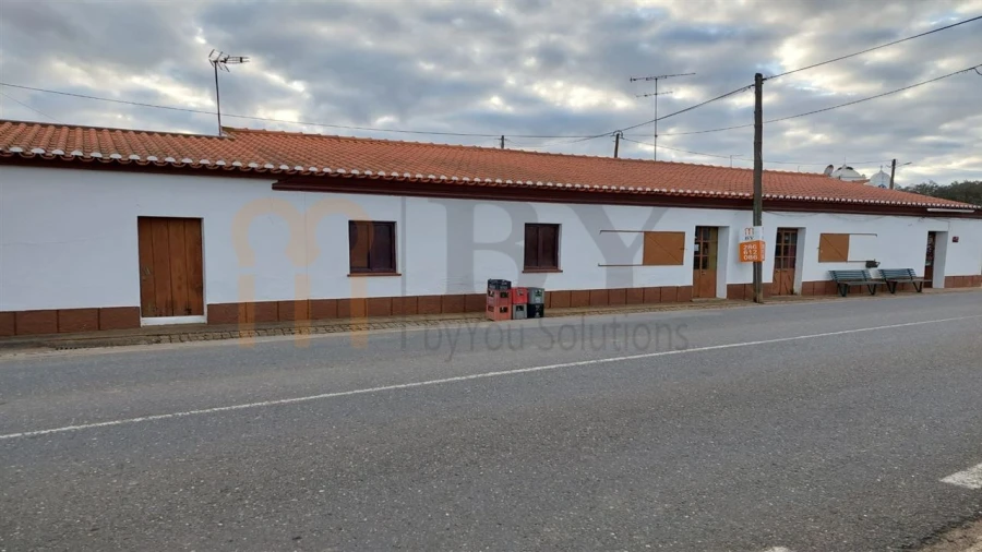 Moradia T2 para Venda em Alcaria Ruiva Foto 2