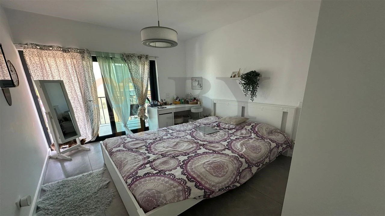 Moradia T4 para Venda em Odiaxere Foto 14