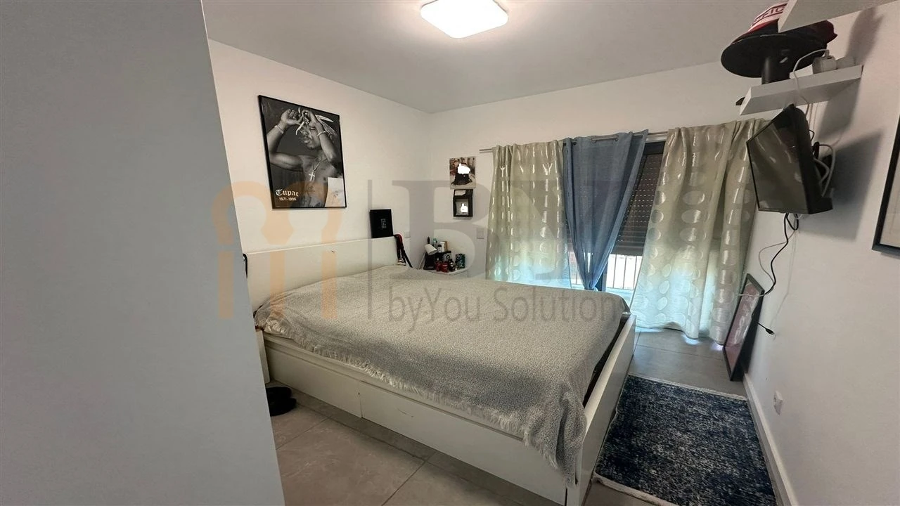 Moradia T4 para Venda em Odiaxere Foto 11