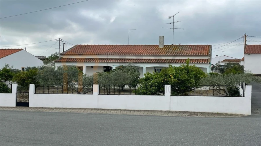 Moradia T3 para Venda em Santana de Cambas Foto 2