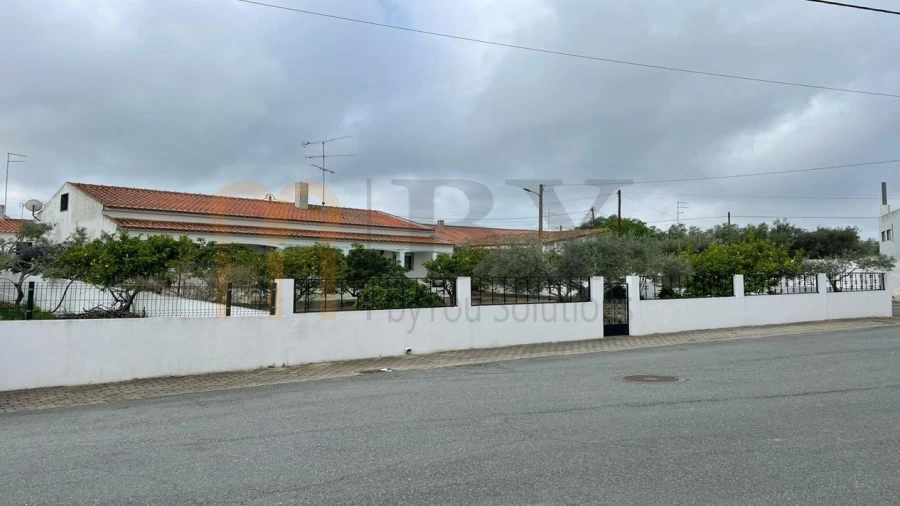 Moradia T3 para Venda em Santana de Cambas