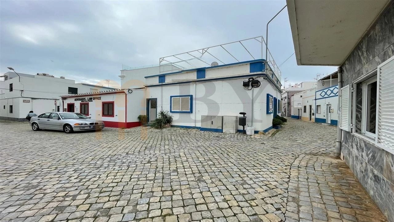 Moradia T3 para Venda em Santa Luzia Foto 3