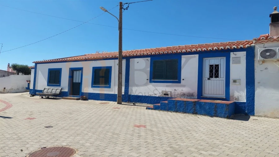 Moradia T3 para Venda em Alcaria Ruiva
