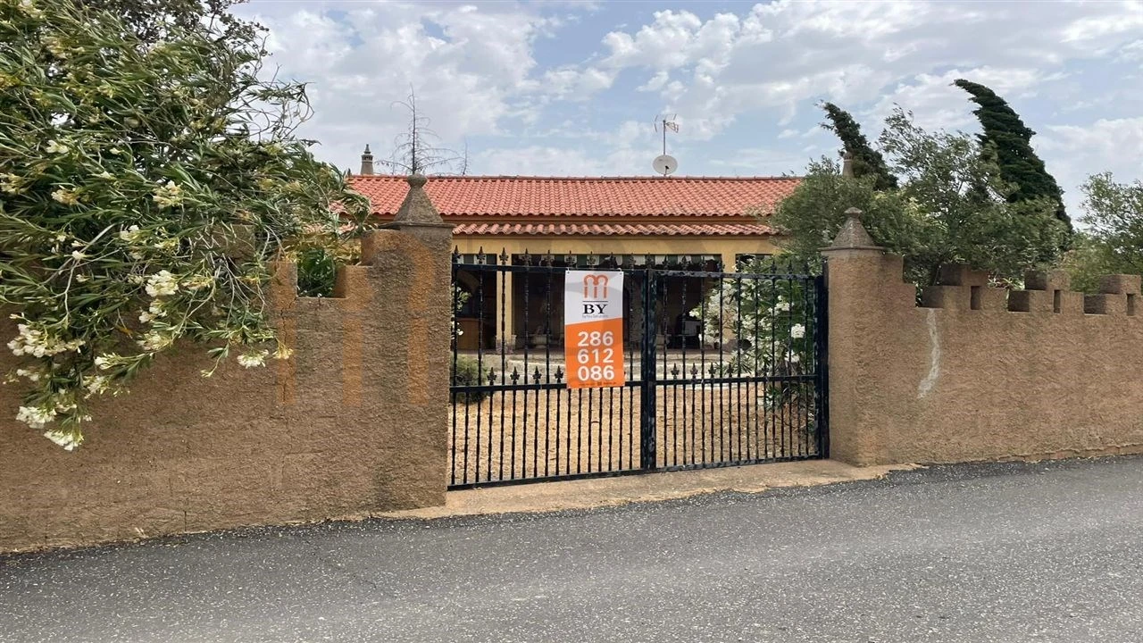 Moradia T2 para Venda em Mertola Foto 1