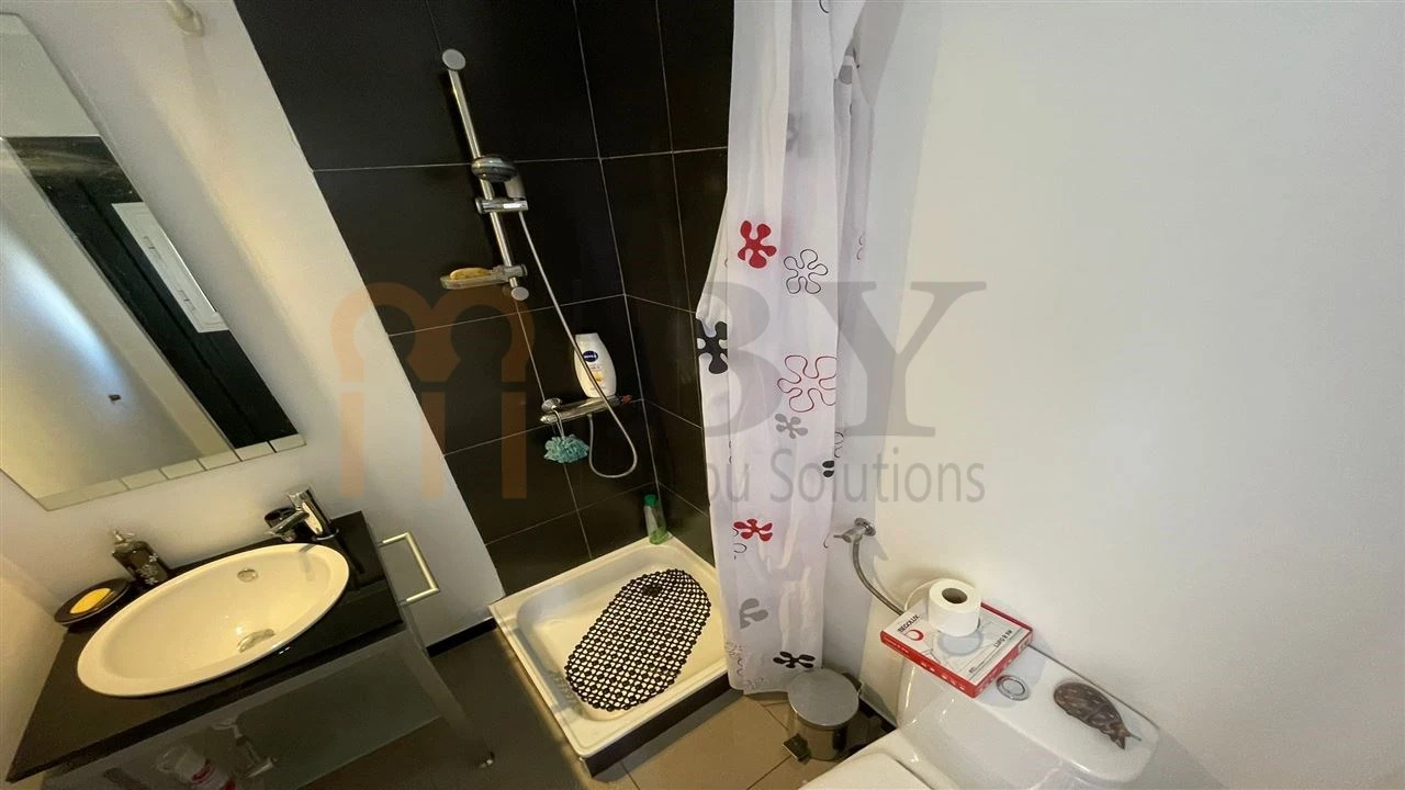 Moradia T3 para Venda em Corte do Pinto Foto 17