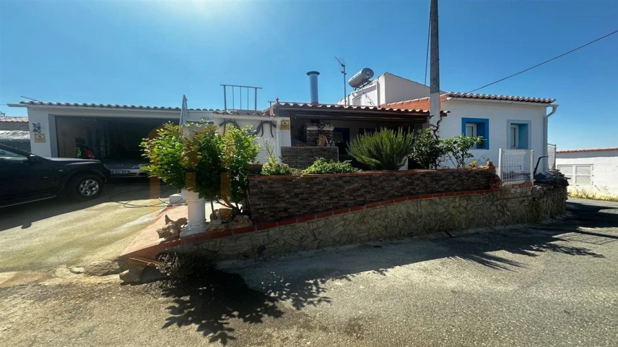 Moradia T2 para Venda em Mertola Foto 1