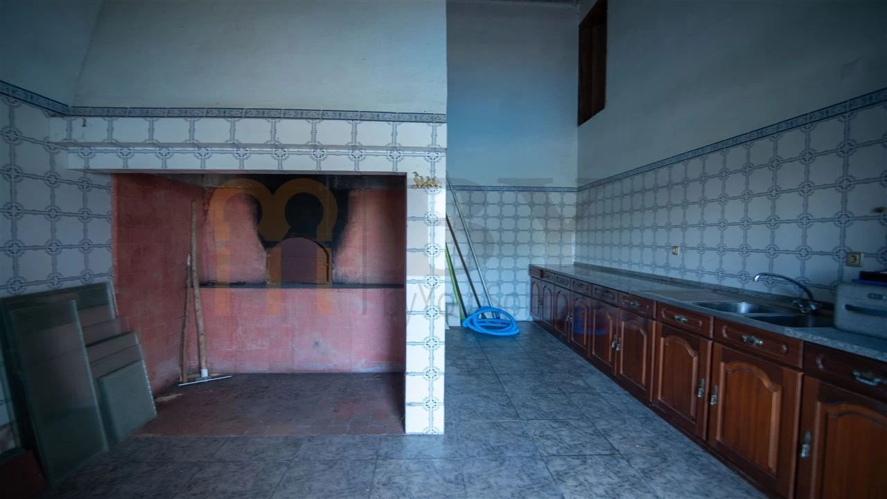 Quinta T4 para Venda em Vila Nova da Baronia Foto 23