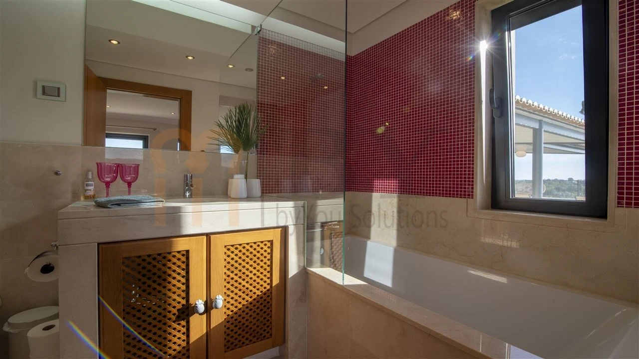 Quinta T7 para Venda em Luz de Tavira e Santo Estêvão Foto 15