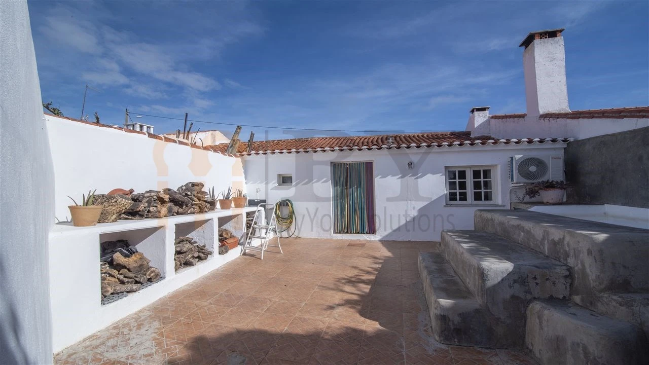 Moradia T2 para Venda em Cabeça Gorda Foto 13