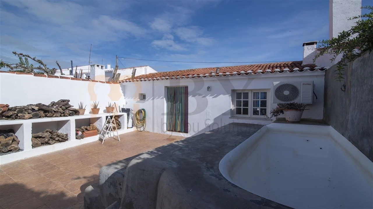 Moradia T2 para Venda em Cabeça Gorda Foto 12