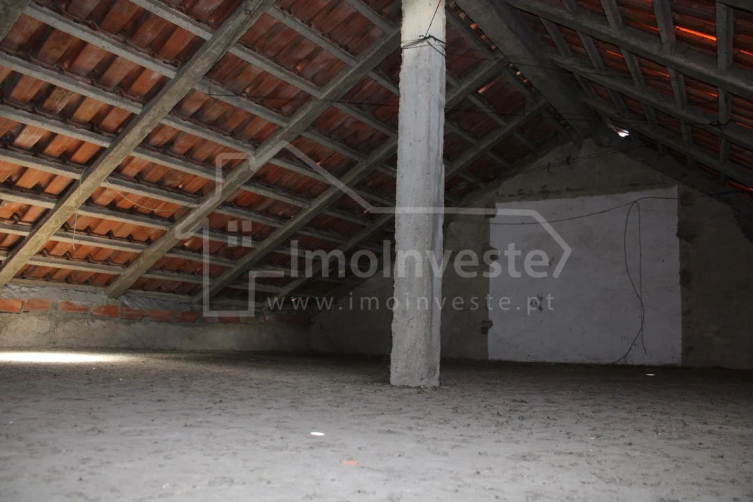 Moradia T4 para Venda em Escalos de Cima e Lousa Foto 6