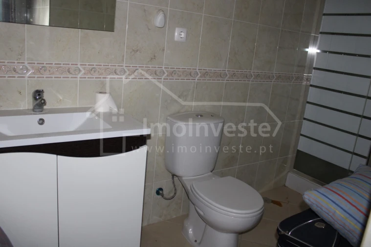 Moradia T4 para Venda em Escalos de Cima e Lousa Foto 3