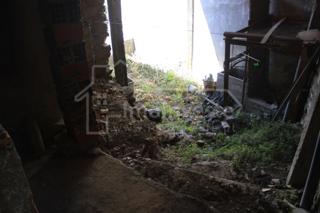 Moradia T3 para Venda em São Vicente da Beira Foto 12