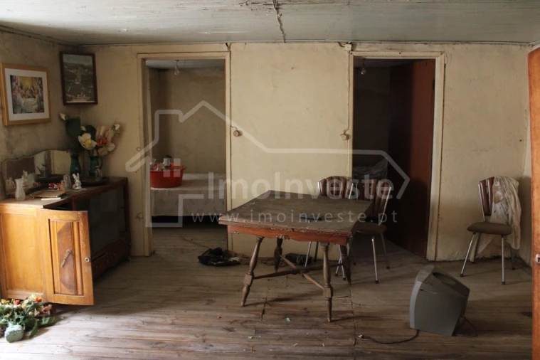 Moradia T3 para Venda em São Vicente da Beira Foto 1