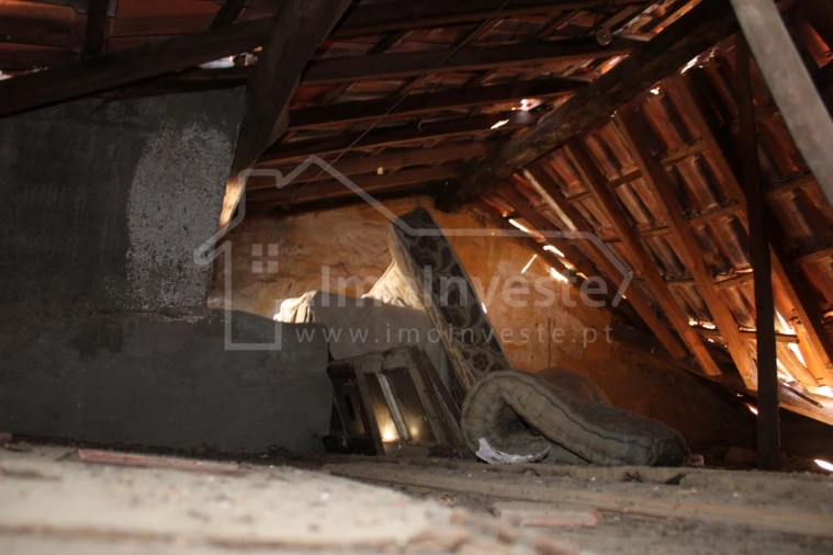 Moradia T3 para Venda em São Vicente da Beira Foto 7