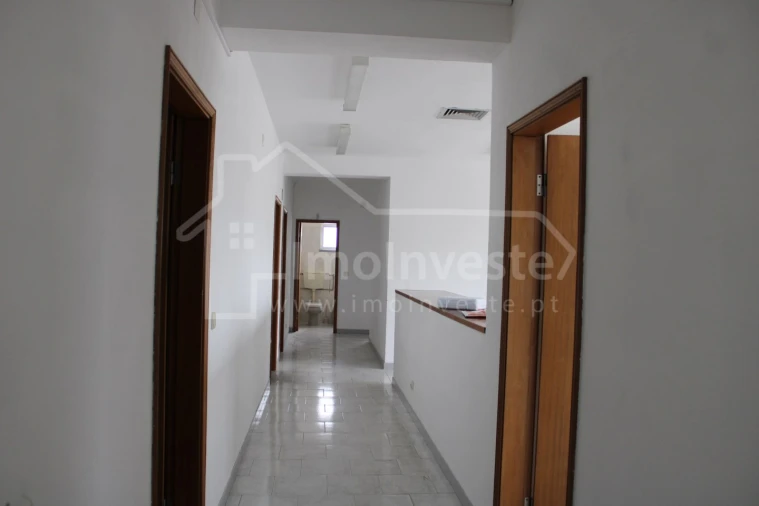 Escritório para Arrendamento em Castelo Branco Foto 9