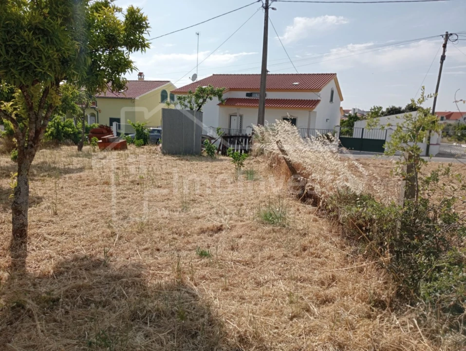 Terreno para Venda em Tinalhas Foto 2