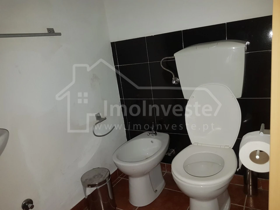 Negócio para Venda em Escalos de Cima e Lousa Foto 37