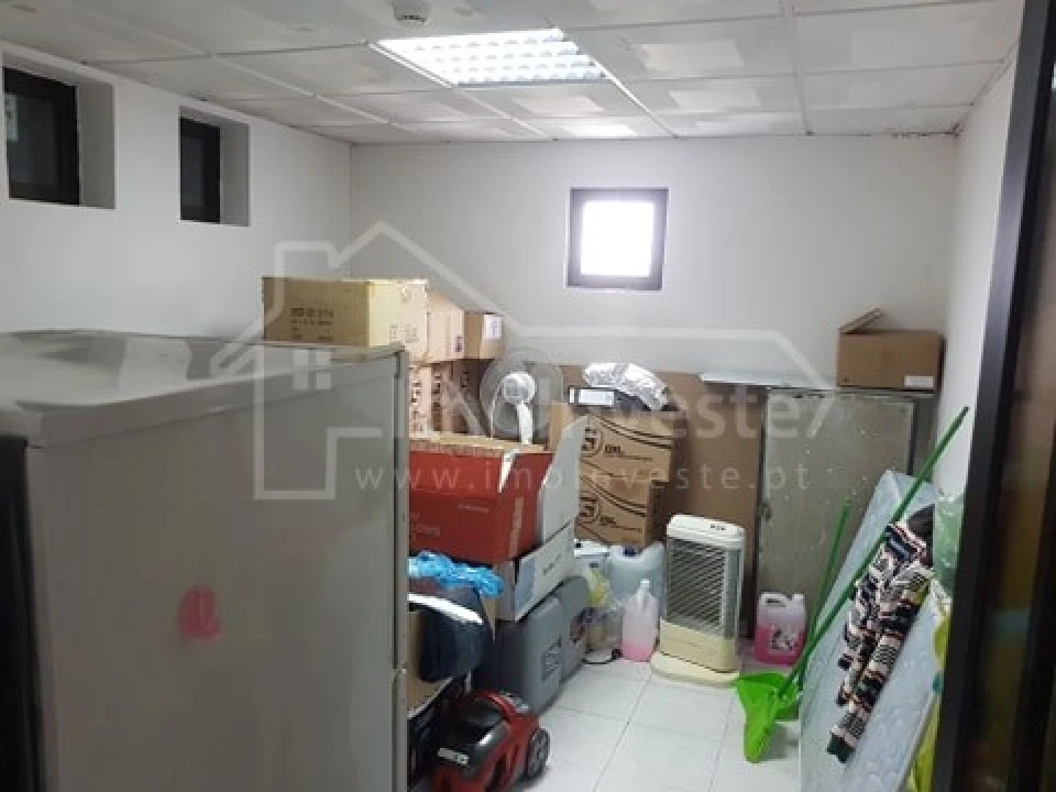 Negócio para Venda em Escalos de Cima e Lousa Foto 125