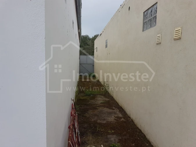 Negócio para Venda em Escalos de Cima e Lousa Foto 102