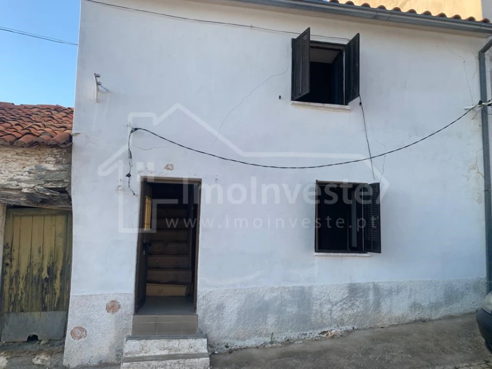 Moradia T4 para Venda em Rosmaninhal Foto 6