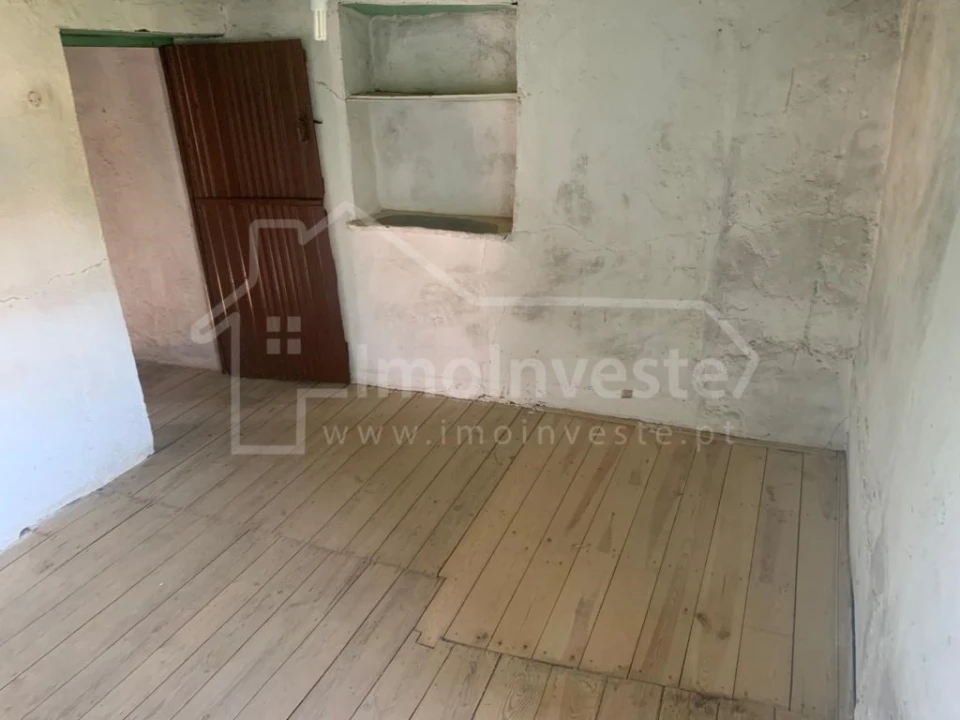 Moradia T4 para Venda em Rosmaninhal Foto 8